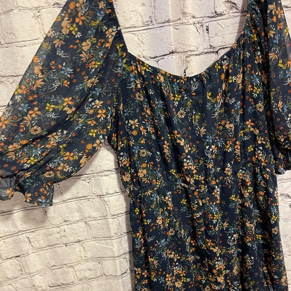 Franchescas XL dress - Picture 5 of 6